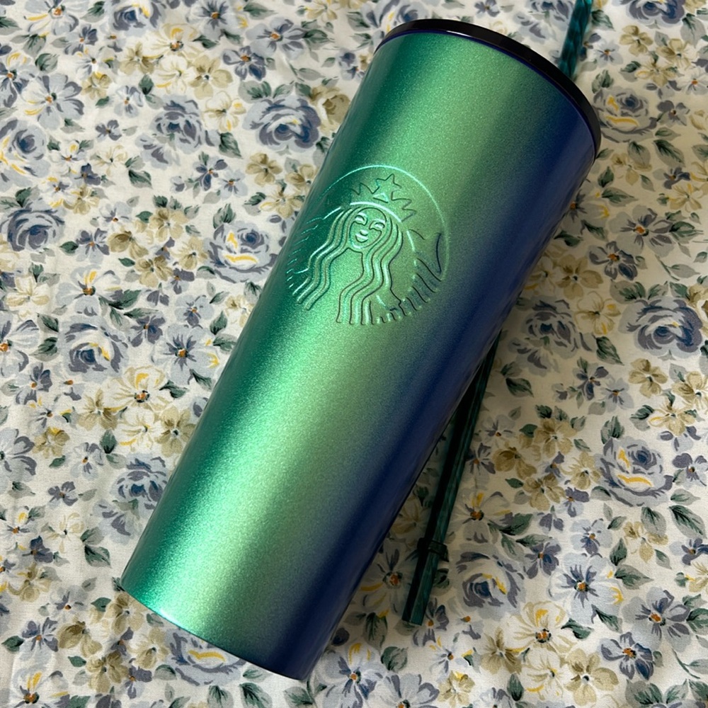 🧜🏽‍♀️ NWT [starbucks] mermaid shift metal tumbler